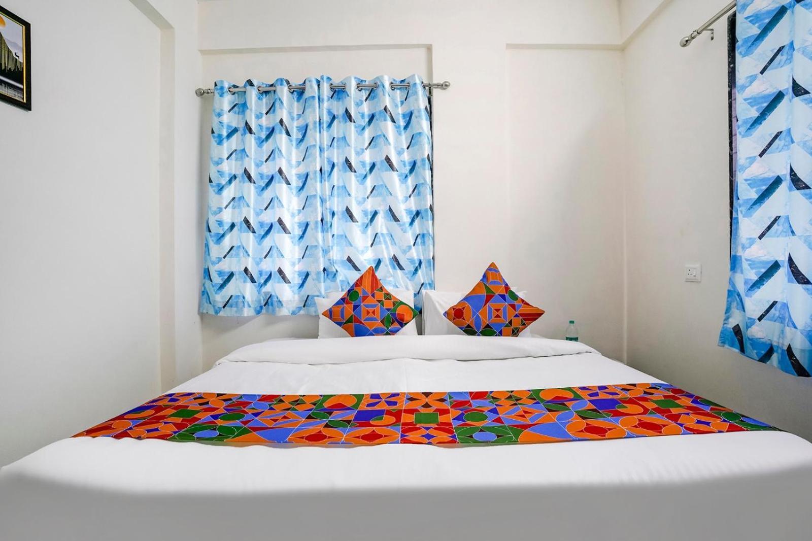 Hotel Comfort Caves Нашик Екстериор снимка